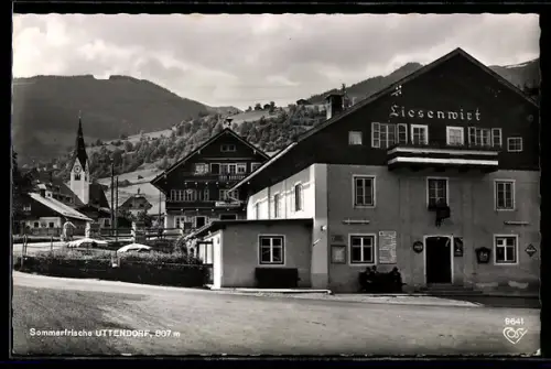 AK Uttendorf, Gasthaus Liesenwirt, Kirche und Bergpanorama