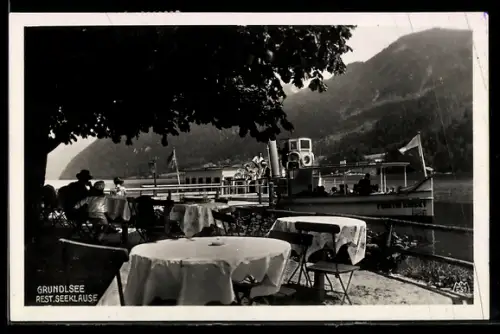AK Grundlsee, Restaurant Seeklause mit Seeterrasse und Dampfer