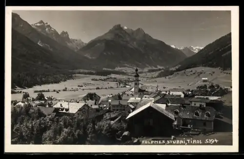 AK Fulpmes /Stubai, Panorama mit Dorf und Kirche