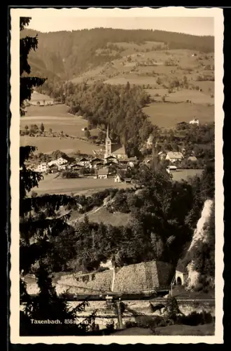 AK Taxenbach /Pinzgau, Panorama mit Kirche und Brücke