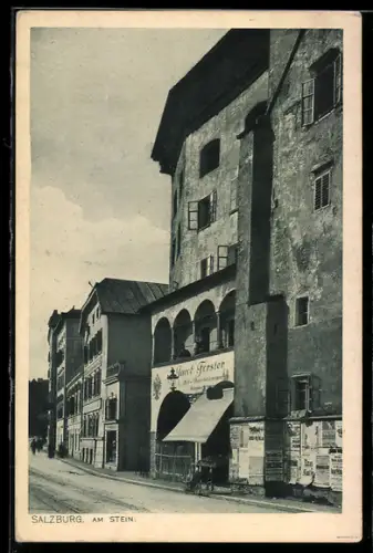 AK Salzburg, Strasse Am Stein mit Arkaden und Geschäftsfassaden