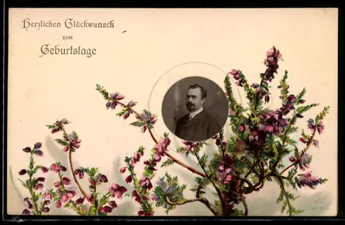 Foto-Collage-AK Portrait eines Mannes mit Blumen im Passepartout