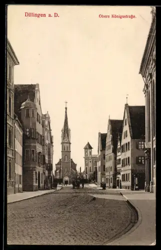 AK Dillingen a. D., Obere Königstrasse mit Kirche