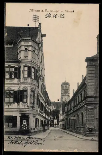 AK Dillingen a. D., Schlossstrasse mit Schloss