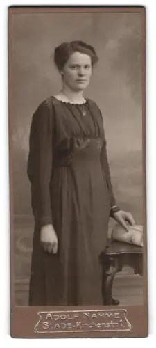 Fotografie Adolf Nahme, Stade, Kirchenstrasse 1, Porträt einer Dame
