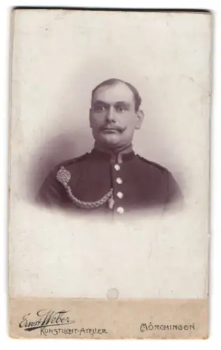 Fotografie Ernst Weber, Mörchingen, Altstadt, Unteroffizier in Uniform mit Schützenschnur 1. Stufe