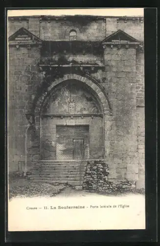 AK La Souterraine, Porte latérale de l`Eglise