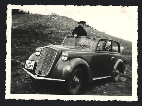 Fotografie Auto Opel, Kfz-Kennzeichen Provinz Sachsen IM-36857, Ausfahrt zum Adof  Turm im Thüringer Wald