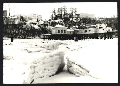 Fotografie Knospe, Sellin, Ansicht Sellin / Rügen, Eistreiben vor der Seebrücke