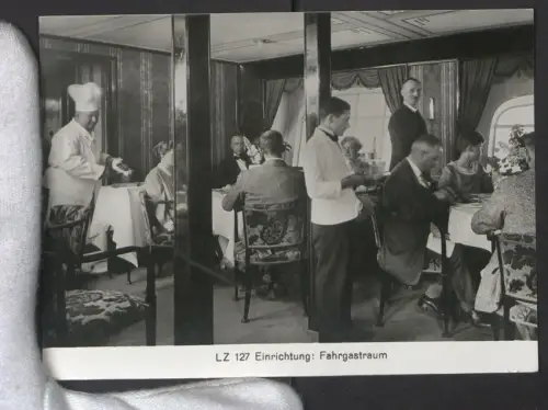 Fotografie unbekannter Fotograf und Ort, Inneneinrichtung im Fahrgastraum des Zeppelin LZ 127