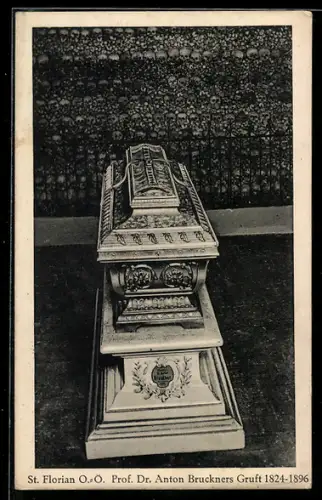 AK St. Florian /O.Ö., Prof. Dr. Anton Bruckners Gruft