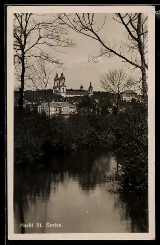 AK St. Florian /O.Ö., Stift vom Wasser aus