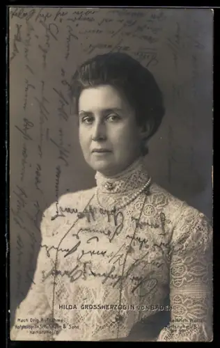 AK Hilda Grossherzogin von Baden im eleganten Kleid mit Perlenkette