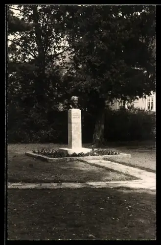 AK Gmünd / Kärnten, Denkmal Ferdinand Porsche