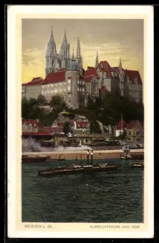 AK Meissen i. Sa., Albrechtsburg und Dom, Schleppdampfer in Fahrt auf der Elbe