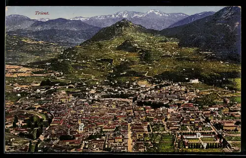 AK Trient, Vista panoramica sulla città e le montagne circostanti