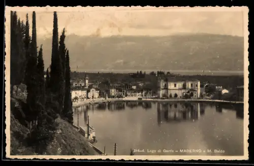 AK Maderno /Lago di Garda, Veduta di Maderno e Monte Baldo sullo sfondo