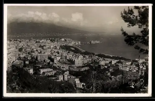 AK Napoli, Panorama della città e del Golfo