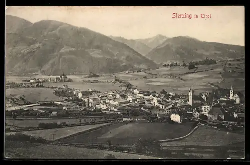 AK Sterzing /Tirol, Vista panoramica della città e delle montagne circostanti