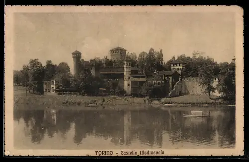 AK Torino, Castello Medioevale e riflesso nel fiume Po