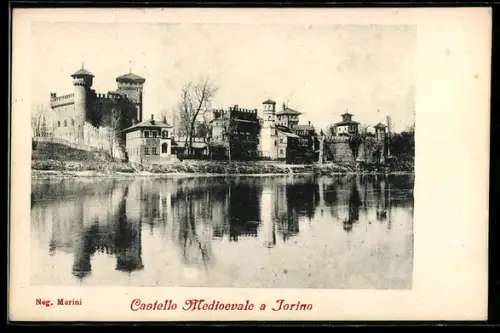 AK Torino, Castello Medioevale riflesso nel fiume