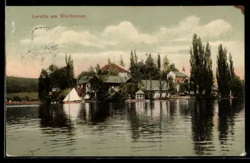 AK Loretto am Wörthersee, Uferansicht mit Gebäuden, Pavillon und Segelboot