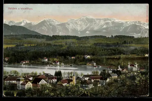 AK Velden a. Wörthersee, Panorama mit See und Gebirge