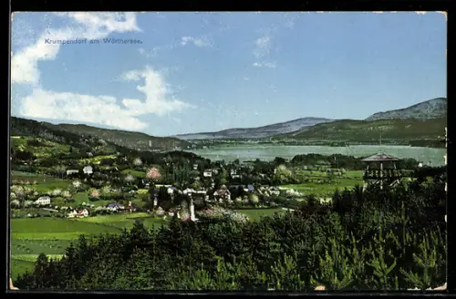AK Krumpendorf am Wörthersee, Panorama mit Ort, See und Aussichtsturm