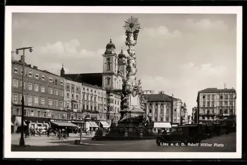 AK Linz a. d. D.,  Platz mit Pestsäule