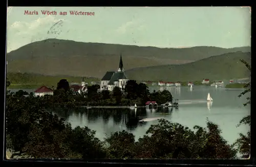 AK Maria Wörth am Wörthersee, Kirche auf Halbinsel, See mit Segelbooten und Bootshäusern