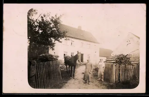 Foto-AK Wohlau, Haus Familie Hoyer 1913