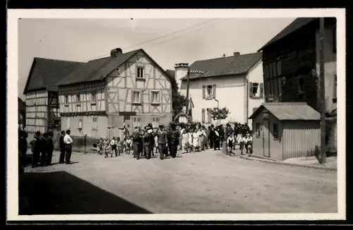 Foto-AK Weisel /Rhein, Festumzug