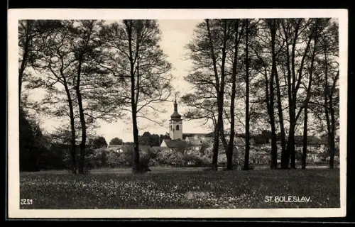 AK Stara Boleslan, Durchblick zur Kirche