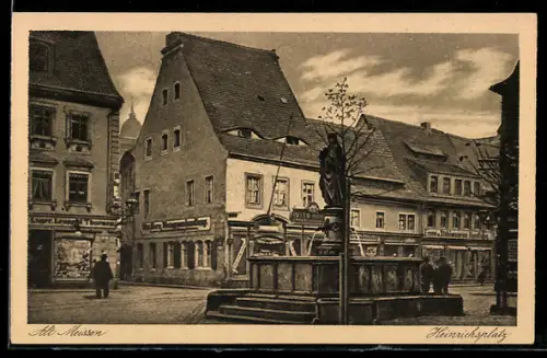 AK Meissen, Strasse am Heinrichsplatz, Geschäfte, Brunnen