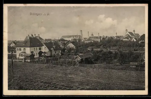 AK Dillingen a. D., Ortsansicht von einem Feld aus