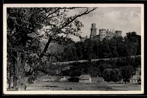 AK Frauenberg a. d. Moldau, Blick zum Schloss