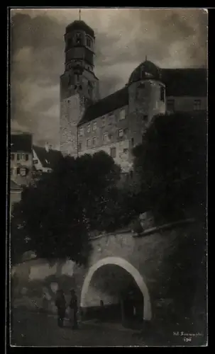 AK Dillingen /Donau, Burg mit Turm und Torbogen