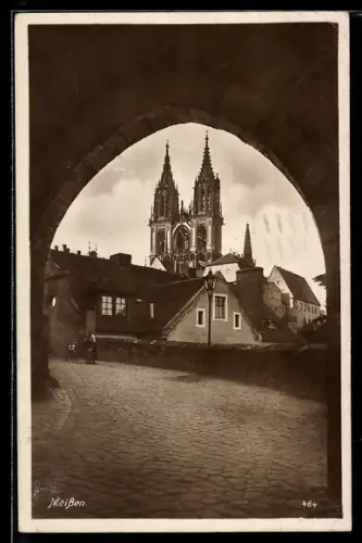 AK Meissen, Dom durch Tor gesehen