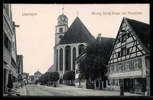 AK Lauingen, Herzog Georg-Strasse mit Geschäft von Alois Langenmayer und Kirche
