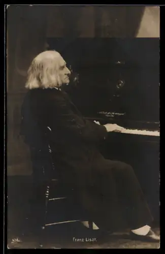 AK Franz Liszt, der Komponist am Klavier