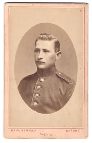 Fotografie Paul Strnad, Erfurt, Anger 43, Soldat von Infanterie-Regiment in Uniform