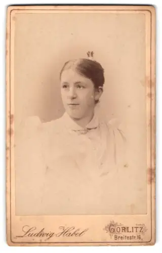 Fotografie Ludwig Habel, Görlitz, Breitestr. 16, Porträt einer jungen Frau
