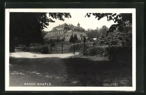 AK Roztez, Schloss mit Parkanlage