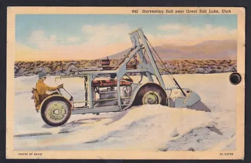 AK Harvesting Salt near Great Salt Kale, Utah, Spezialfahrzeug im Einsatz in Saline