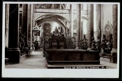 Foto-AK Fritz Gratl: Innsbruck, Innenraum der Hofkirche
