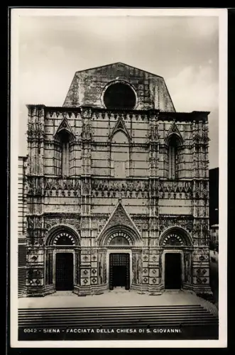 AK Siena, Facciata della Chiesa di S. Giovanni