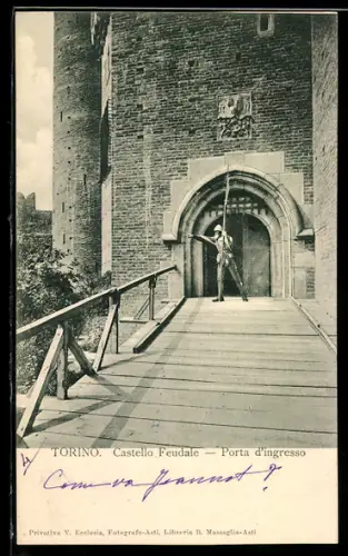 AK Torino, Castello Feudale, Porta d`ingresso