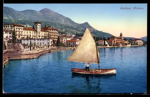 AK Gardone Riviera, Panorama mit Grand Hotel Savoy