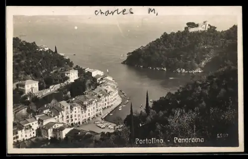 AK Portofino, Panorama del porto e delle colline circostanti