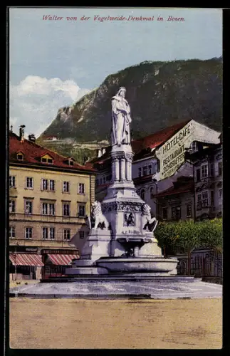 AK Bozen, Monumento a Walter von der Vogelweide con caffè sullo sfondo